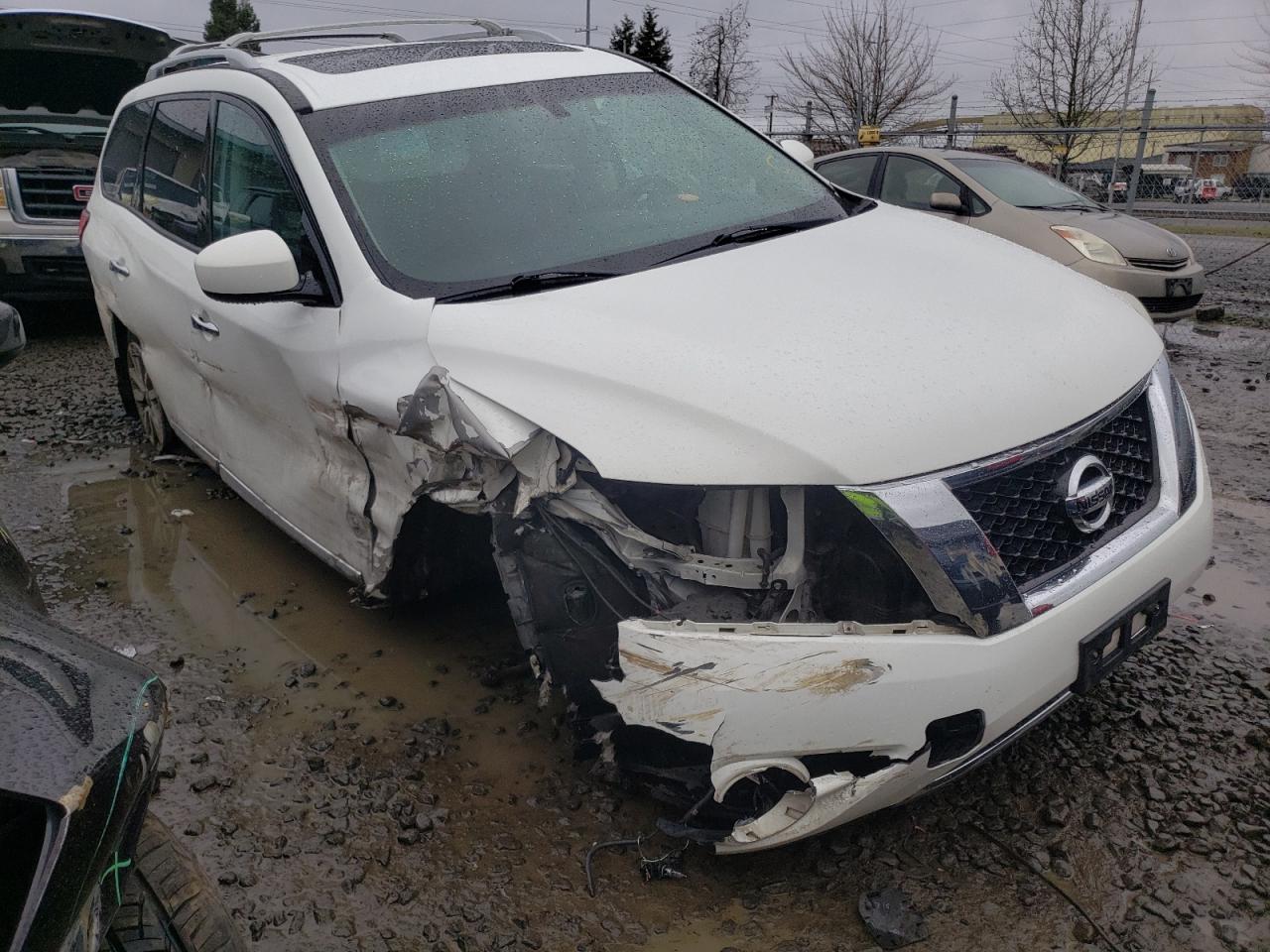 NISSAN PATHFINDER 2013 with VIN 5N1AR2MM4DC637878 - Photo from auction