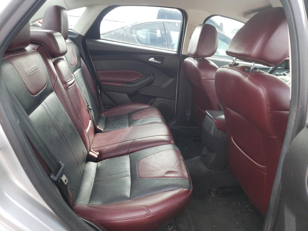 Photo 6 from auction – 2014 FORD FOCUS SE with VIN 1FADP3F27EL302792