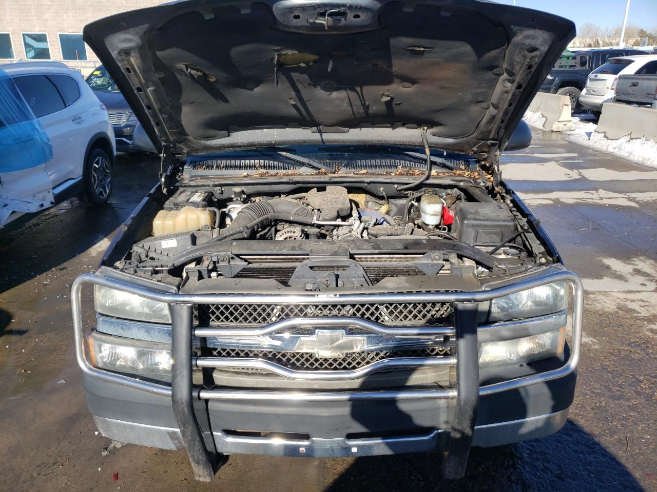 Photo 7 from auction – 2004 CHEVROLET SILVERADO with VIN 1GCHK29154E169587