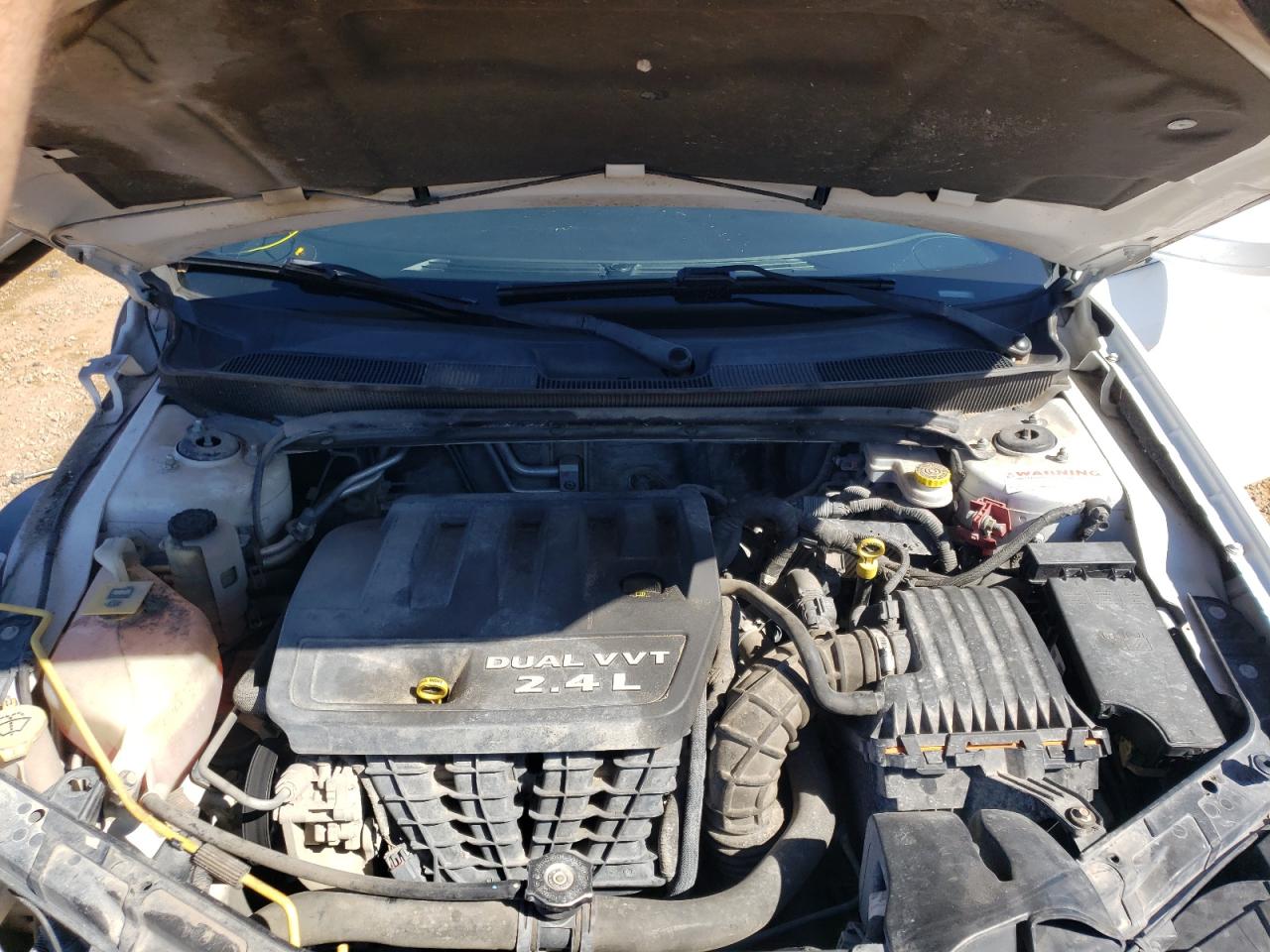 Photo 7 from auction – 2012 CHRYSLER 200 LX with VIN 1C3CCBAB7CN134984