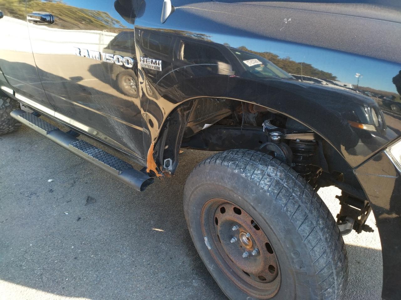 Photo 9 from auction – 2011 DODGE RAM 1500 with VIN 1D7RV1GT6BS667327