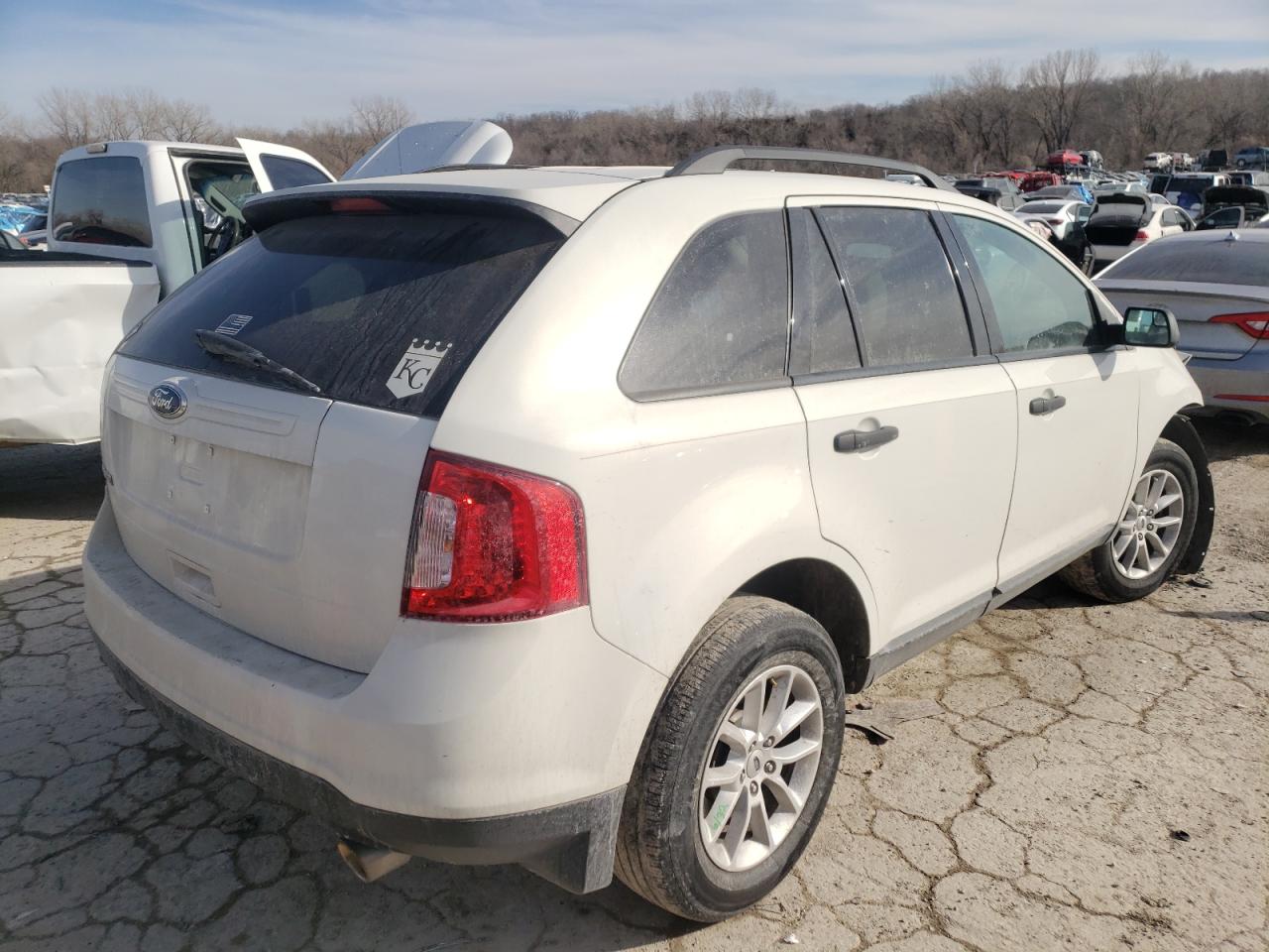 Photo 4 from auction – 2013 FORD EDGE SE with VIN 2FMDK3GC1DBC54247