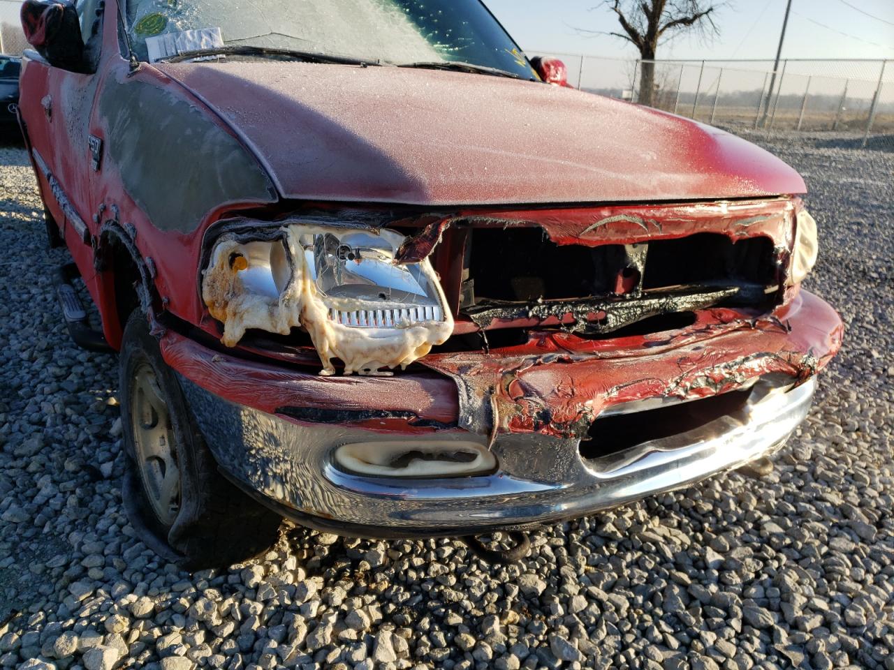 Photo 9 from auction – 1998 FORD F150 with VIN 1FTRF18L0WKA80682