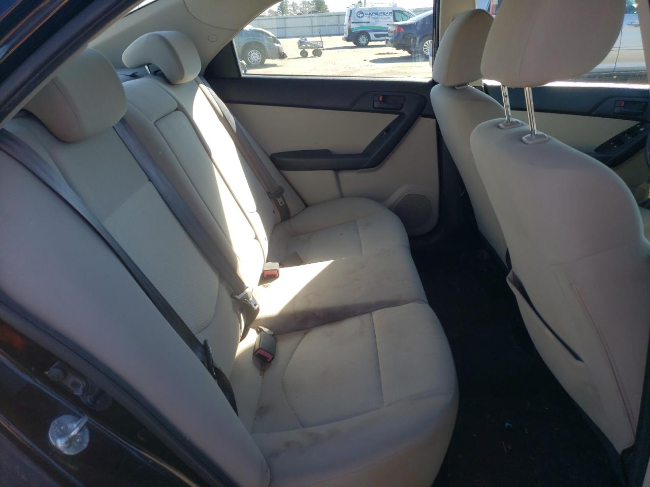 Photo 17 from auction – 2010 KIA FORTE EX with VIN KNAFU4A22A5060417
