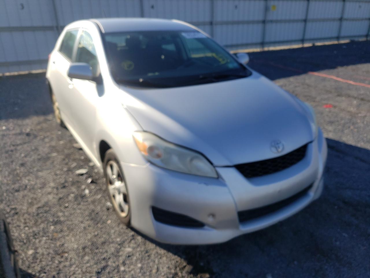 TOYOTA MATRIX 2009 with VIN 2T1KU40E19C045631 - Photo from auction