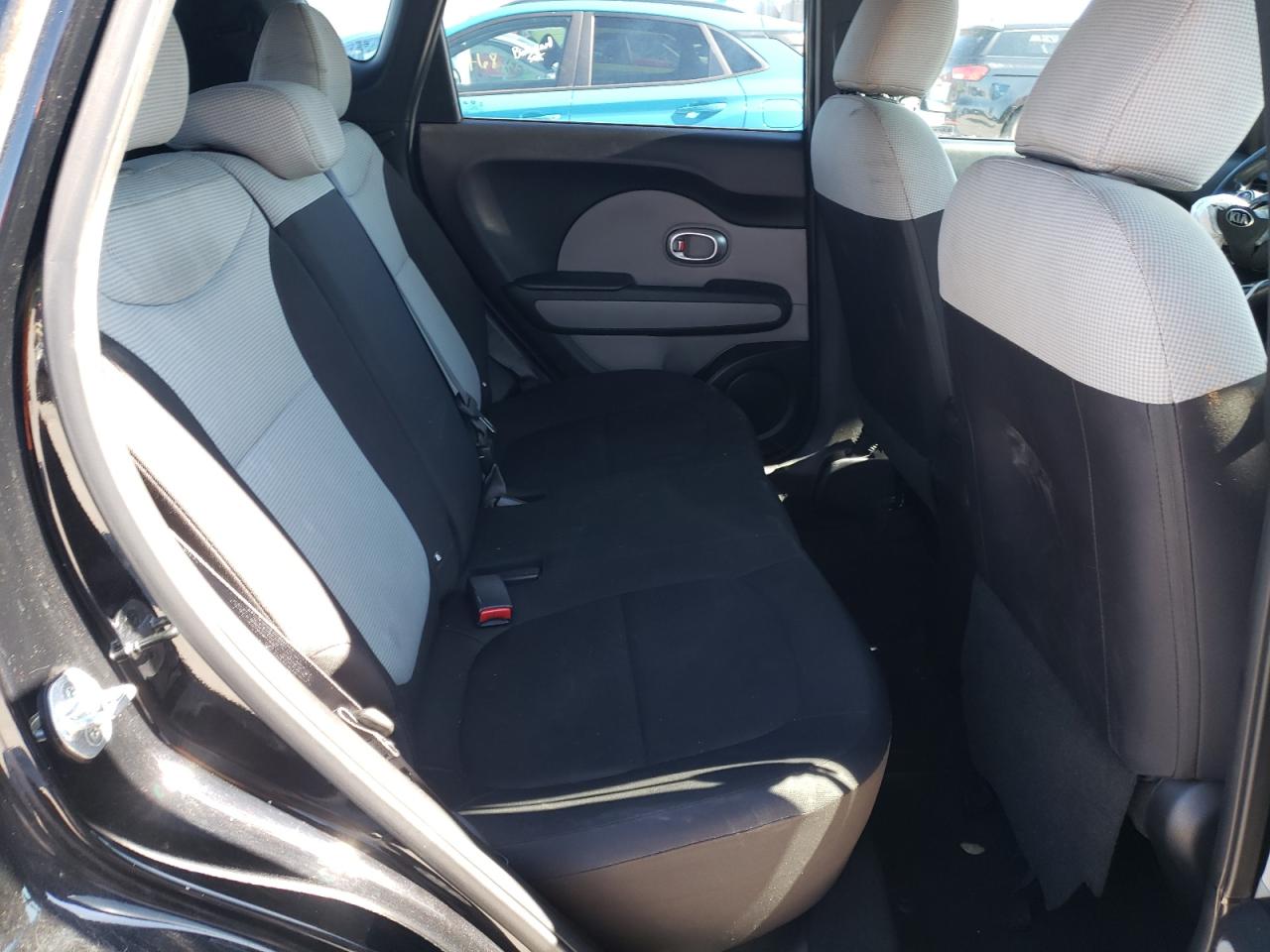 Photo 6 from auction – 2016 KIA SOUL with VIN KNDJN2A29G7244748