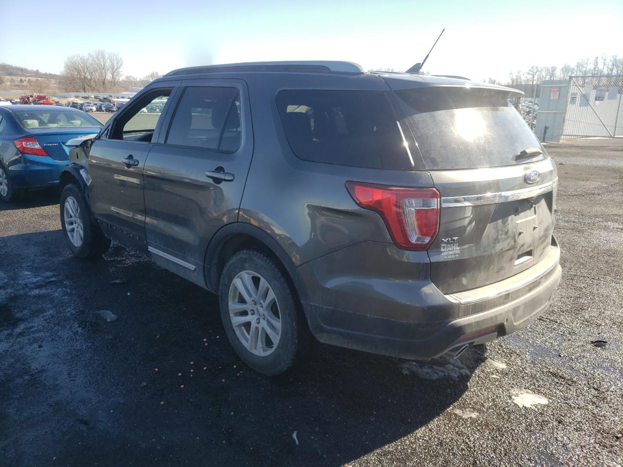 Photo 3 from auction – 2018 FORD EXPLORER X with VIN 1FM5K8D81JGC30147
