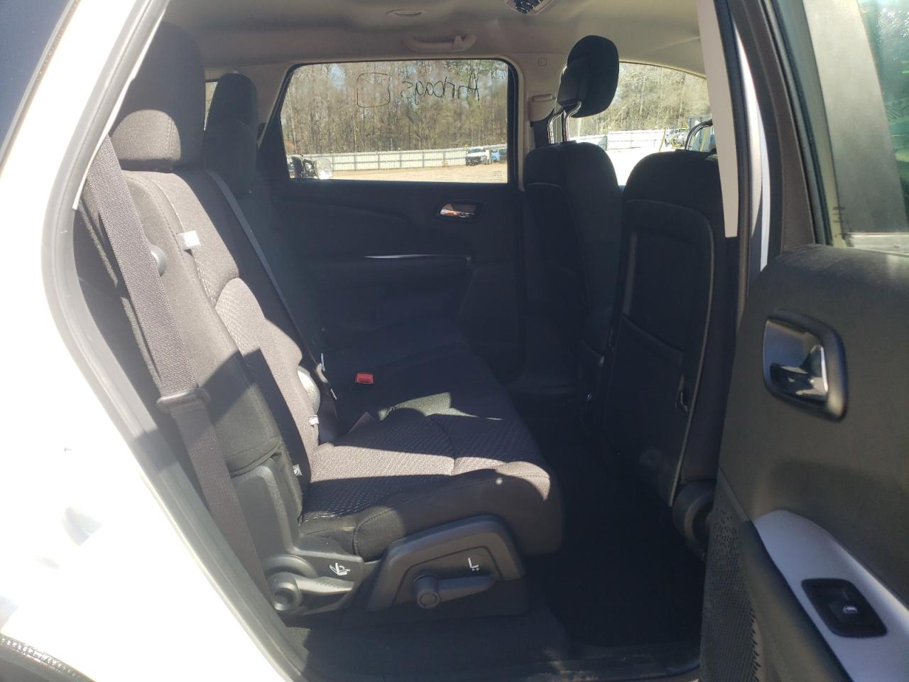Photo 6 from auction – 2020 DODGE JOURNEY SE with VIN 3C4PDCAB5LT266223