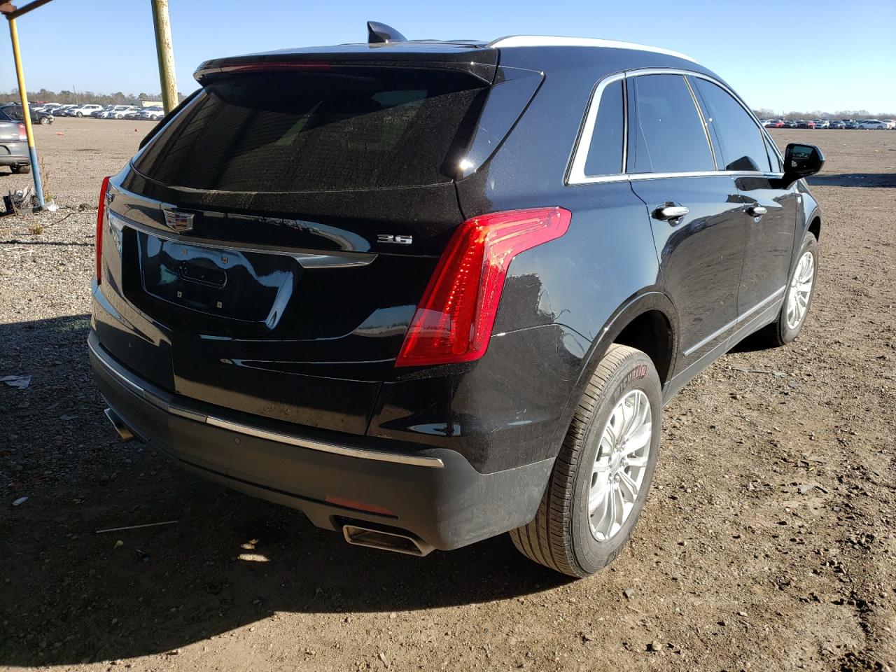 Photo 4 from auction – 2019 CADILLAC XT5 with VIN 1GYKNARS5KZ164177