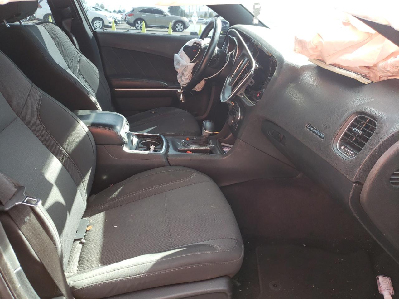 Photo 5 from auction – 2017 DODGE CHARGER SX with VIN 2C3CDXHGXHH572300