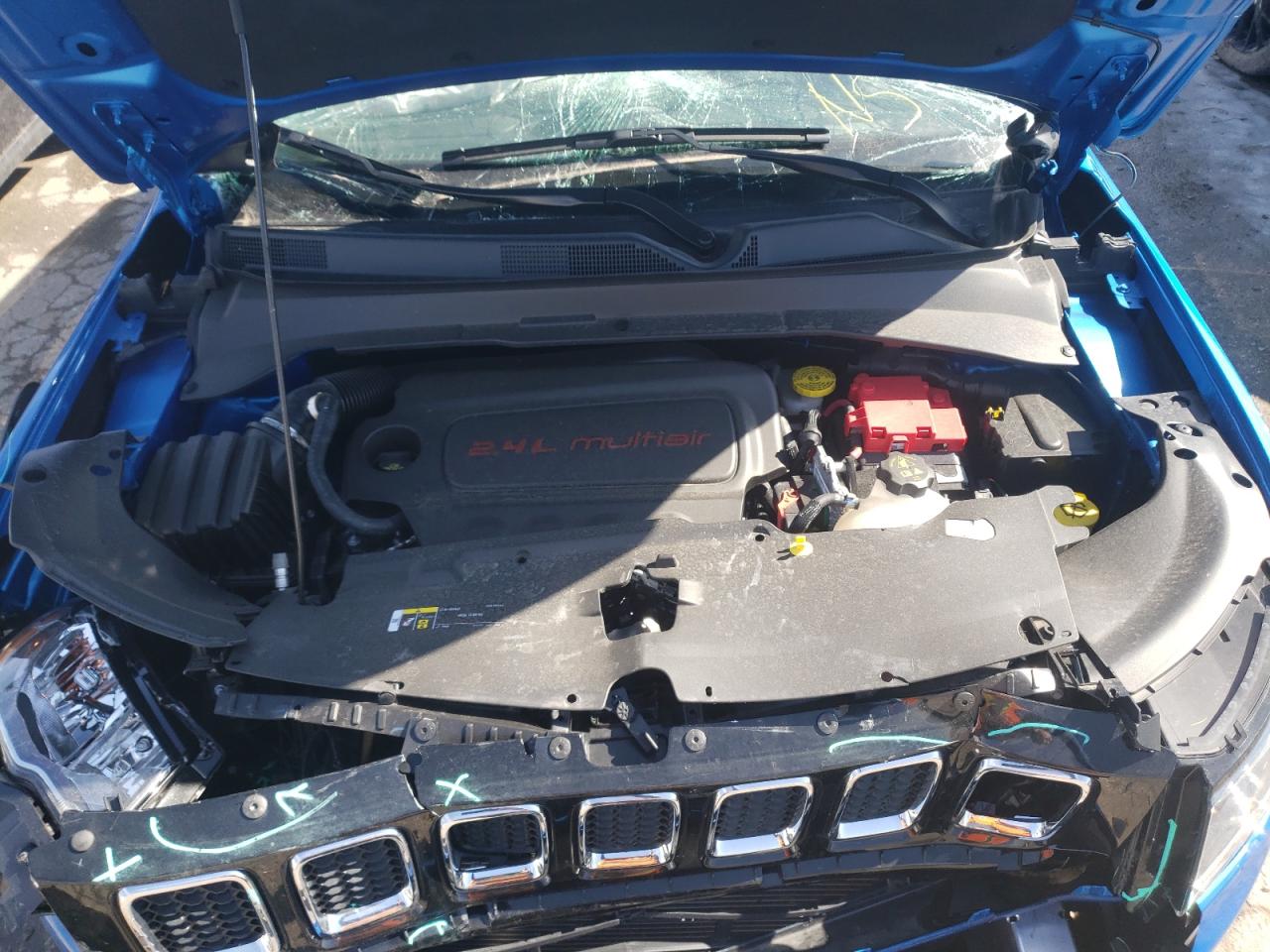 Photo 7 from auction – 2021 JEEP COMPASS LA with VIN 3C4NJCBB6MT509344