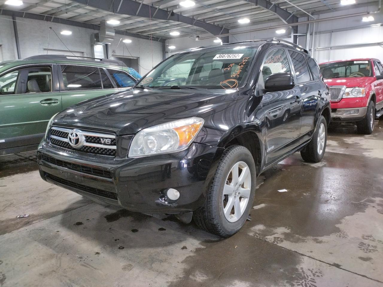Photo 2 from auction – 2008 TOYOTA RAV4 LIMIT with VIN JTMZK31V385018911