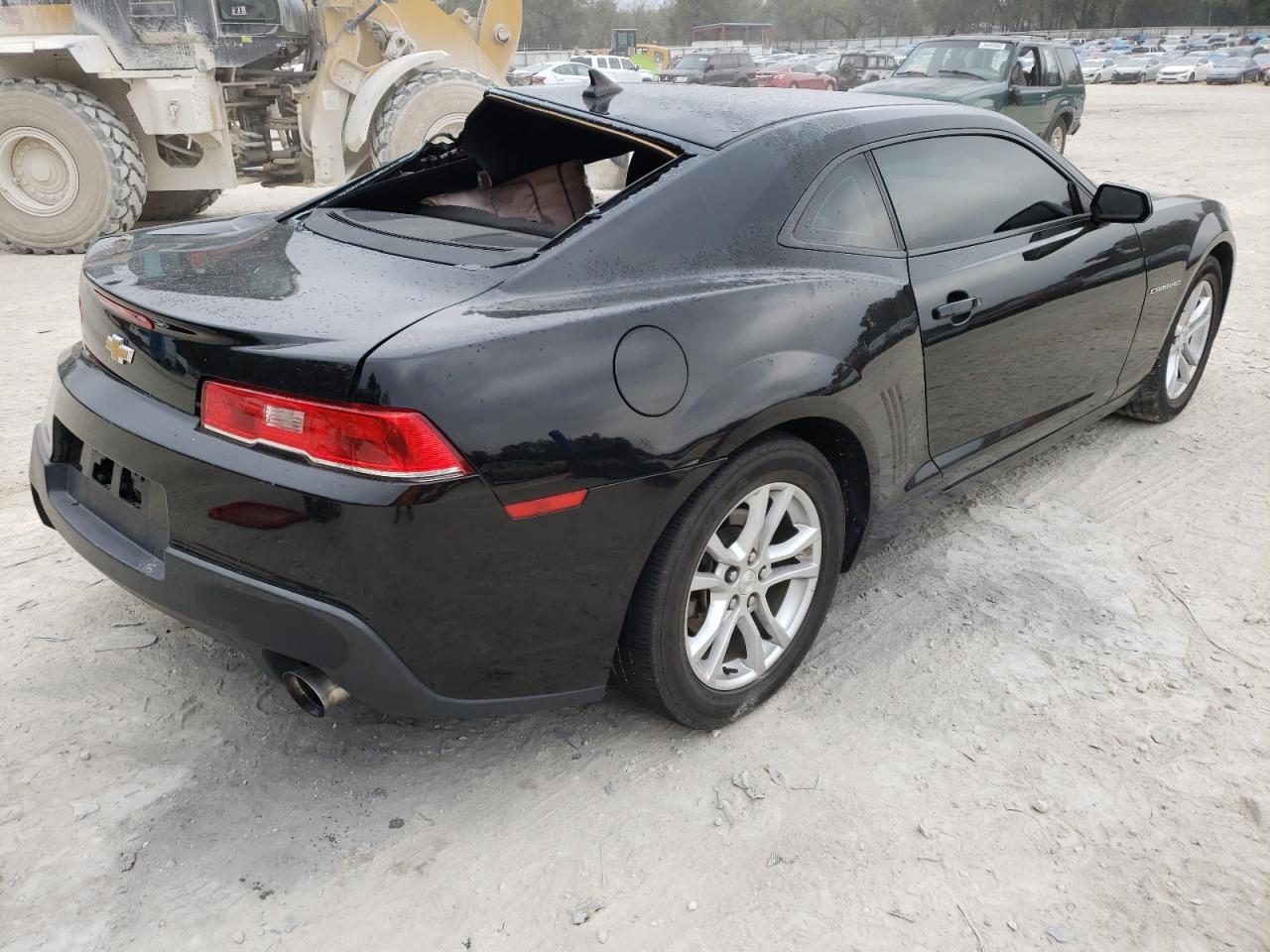 Photo 4 from auction – 2014 CHEVROLET CAMARO LS with VIN 2G1FA1E31E9174181