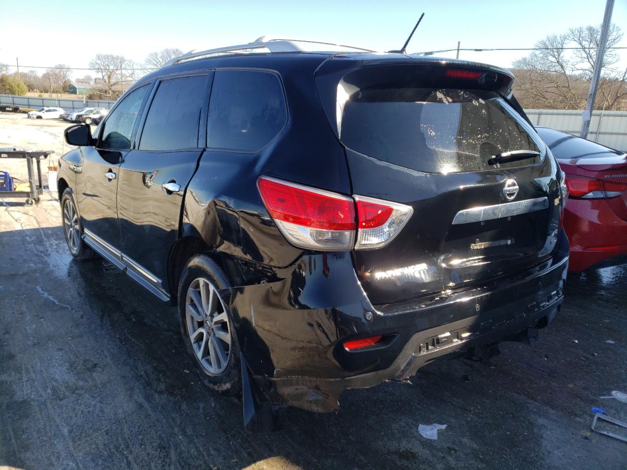 Photo 3 from auction – 2013 NISSAN PATHFINDER with VIN 5N1AR2MM8DC607850