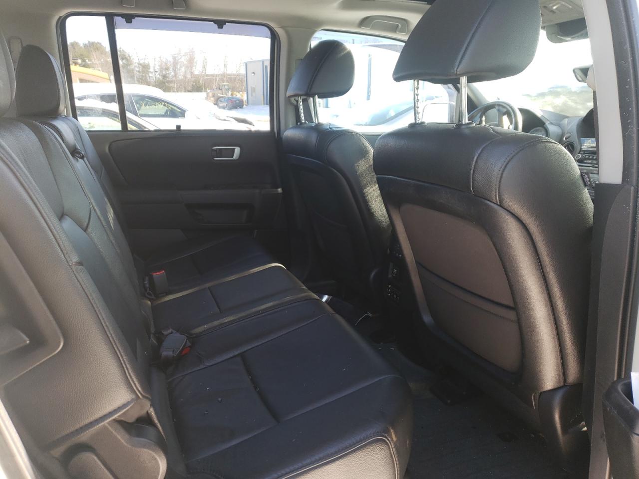 Photo 6 from auction – 2014 HONDA PILOT TOUR with VIN 5FNYF4H93EB021994