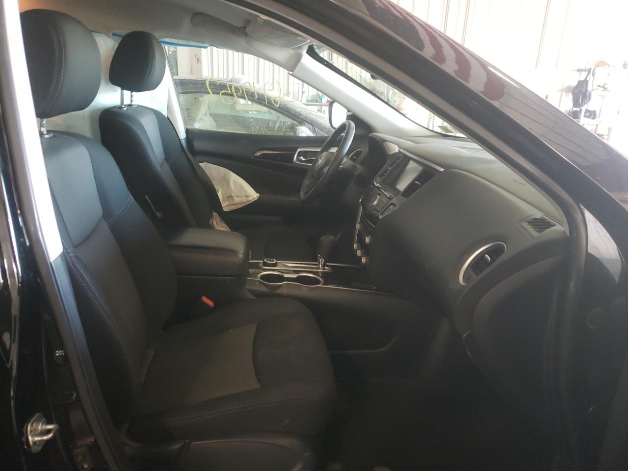 Photo 5 from auction – 2018 NISSAN PATHFINDER with VIN 5N1DR2MMXJC654774