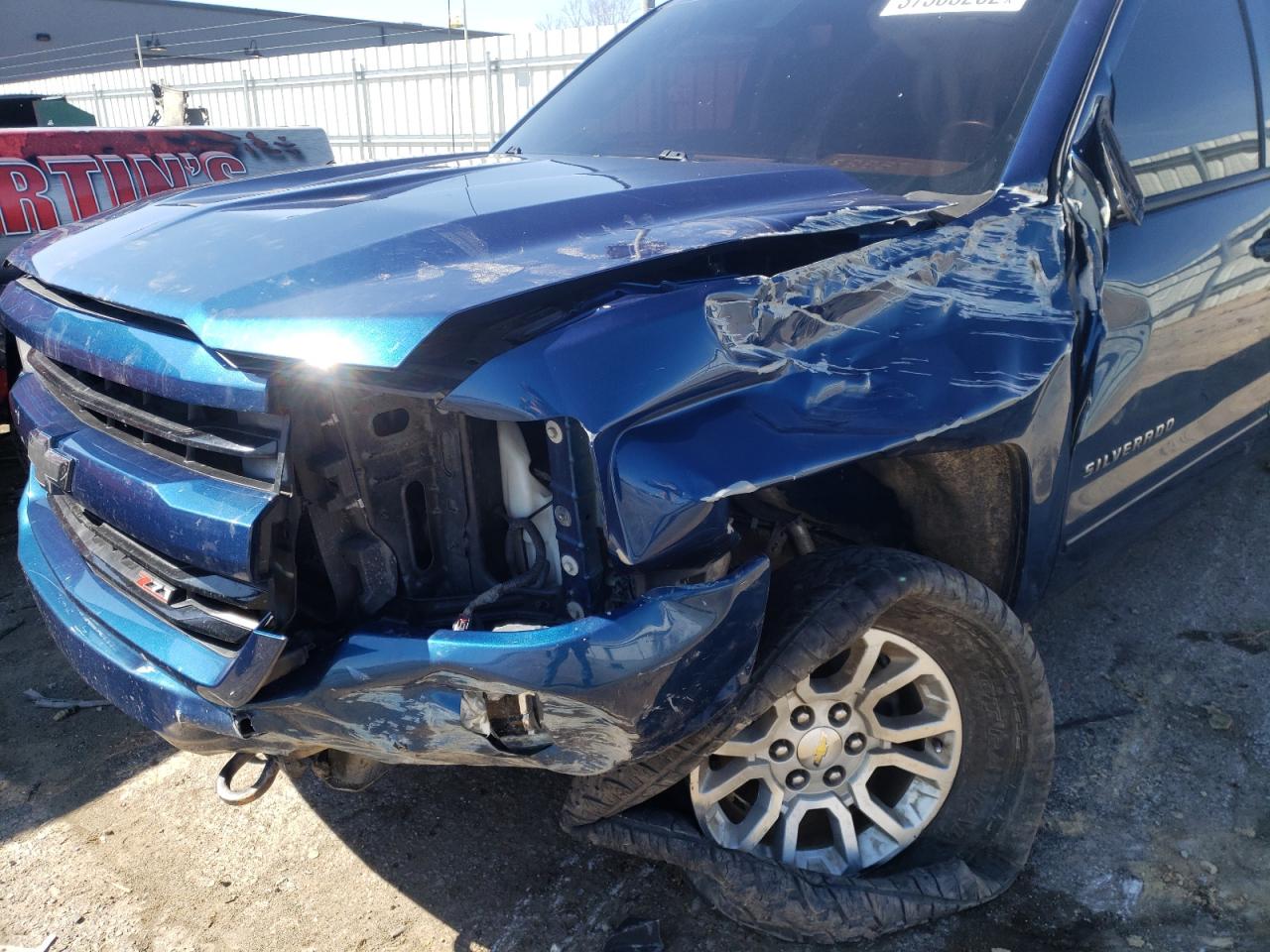 Photo 9 from auction – 2016 CHEVROLET SILVERADO with VIN 3GCUKREC3GG289142