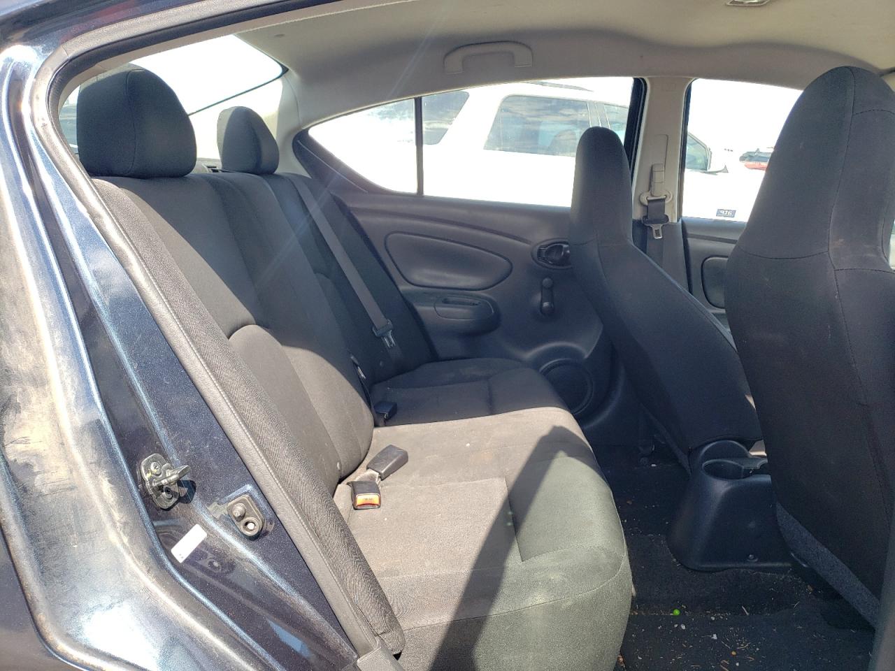 Photo 6 from auction – 2017 NISSAN VERSA S with VIN 3N1CN7AP7HL859316