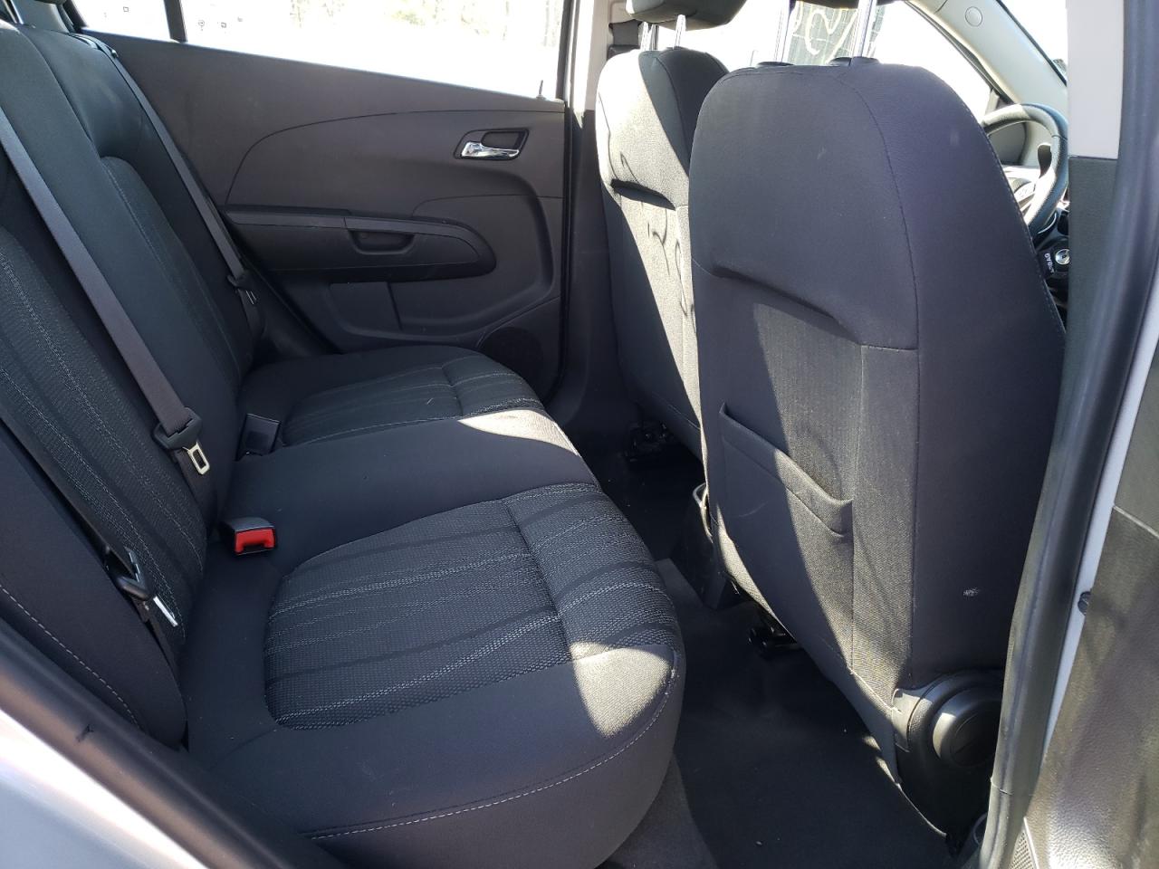 Photo 6 from auction – 2014 CHEVROLET SONIC LT with VIN 1G1JC5SH1E4188211