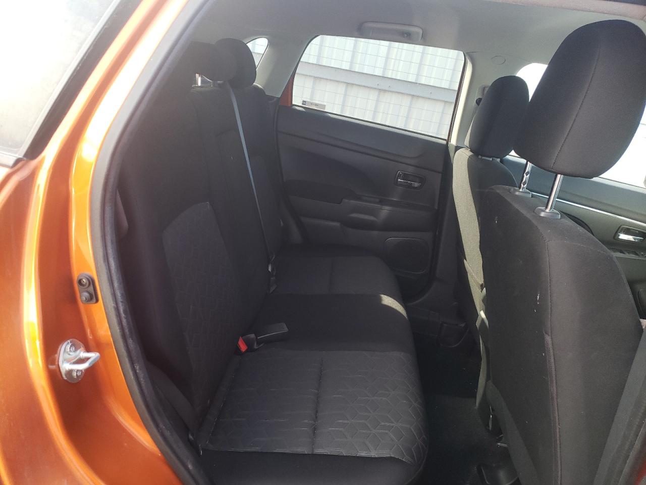 Photo 6 from auction – 2020 MITSUBISHI OUTLANDER with VIN JA4AR3AU0LU012072