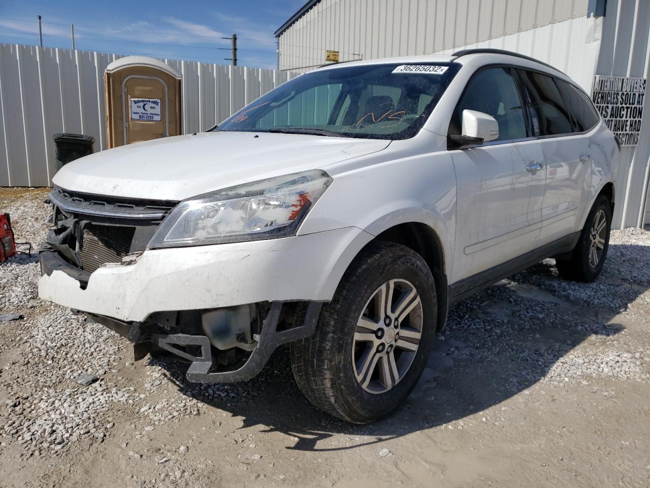 Photo 2 from auction – 2016 CHEVROLET TRAVERSE L with VIN 1GNKRHKD4GJ300505