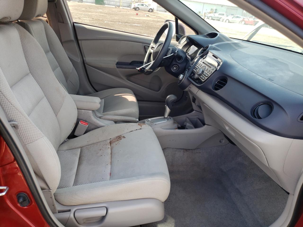 Photo 5 from auction – 2010 HONDA INSIGHT EX with VIN JHMZE2H7XAS028138