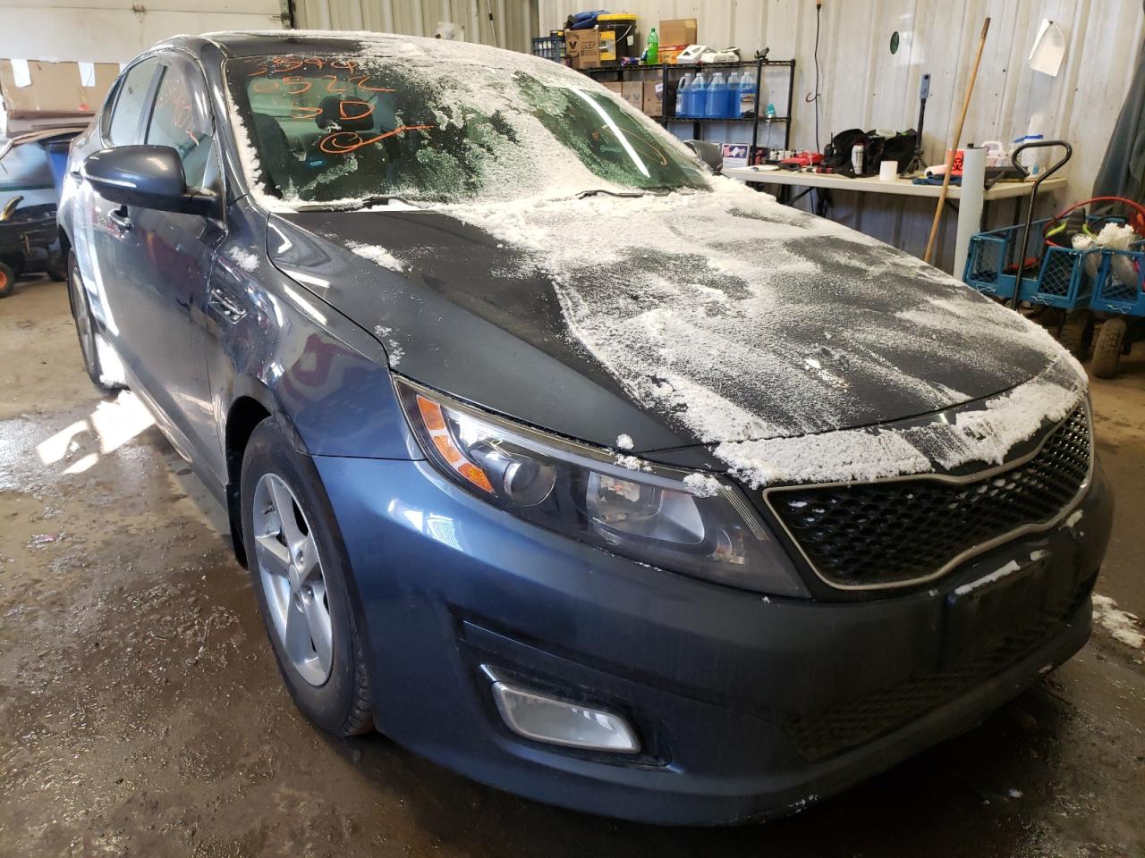 KIA OPTIMA 2015 with VIN 5XXGM4A72FG372100 - Photo from auction
