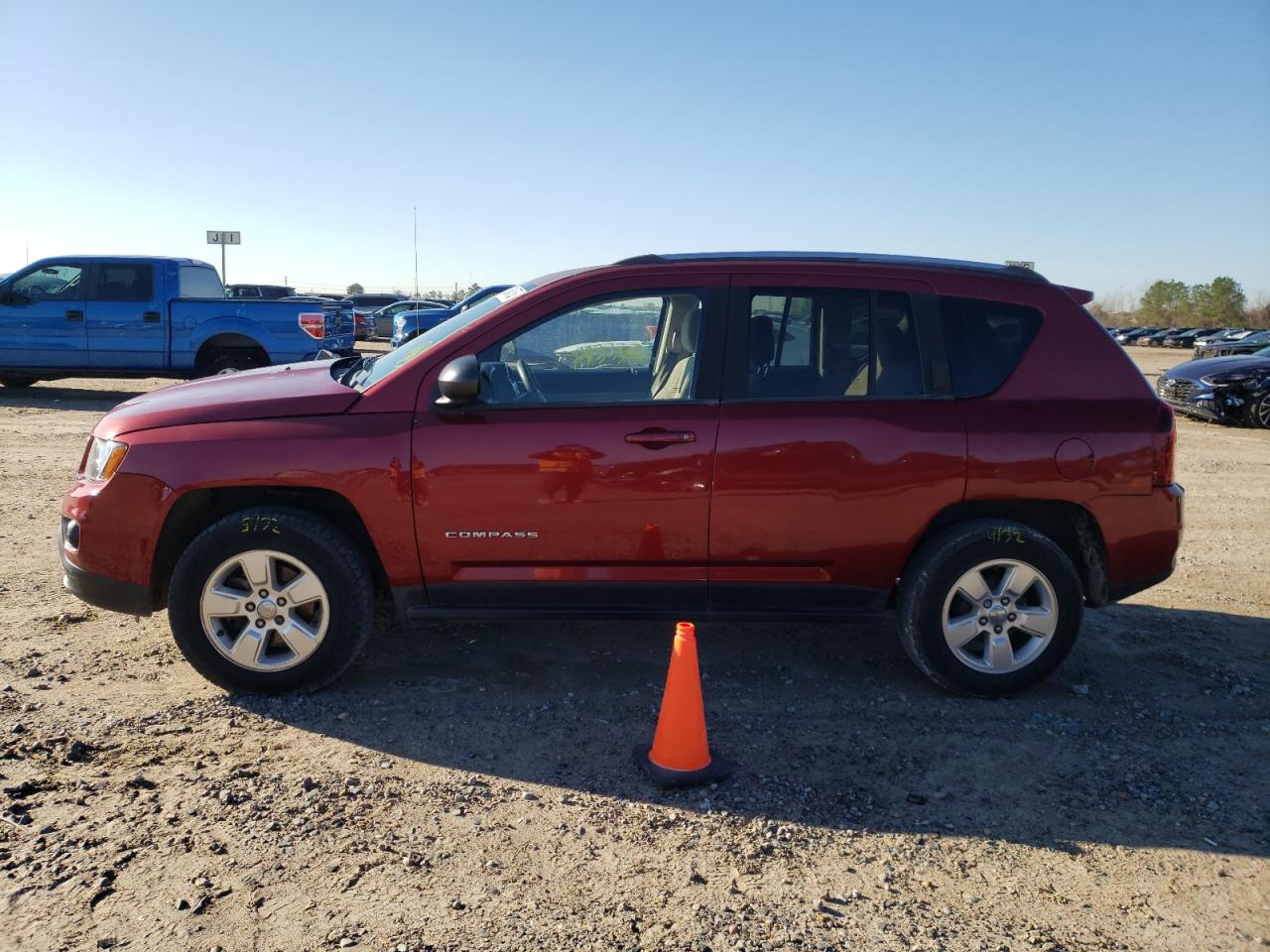 Photo 9 from auction – 2014 JEEP COMPASS SP with VIN 1C4NJCBA6ED881555