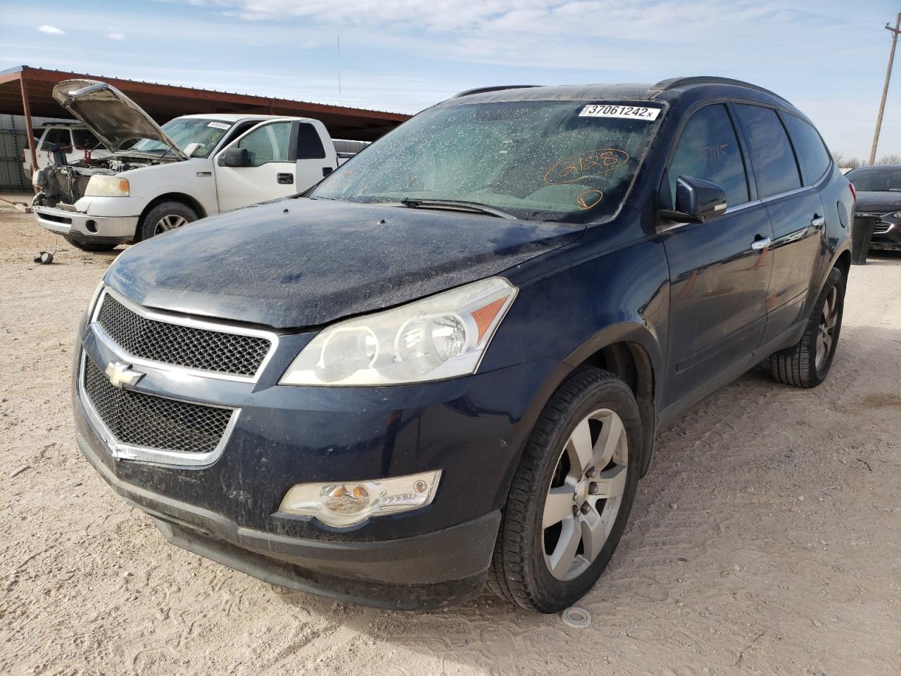 Photo 2 from auction – 2012 CHEVROLET TRAVERSE L with VIN 1GNKRGED1CJ117384