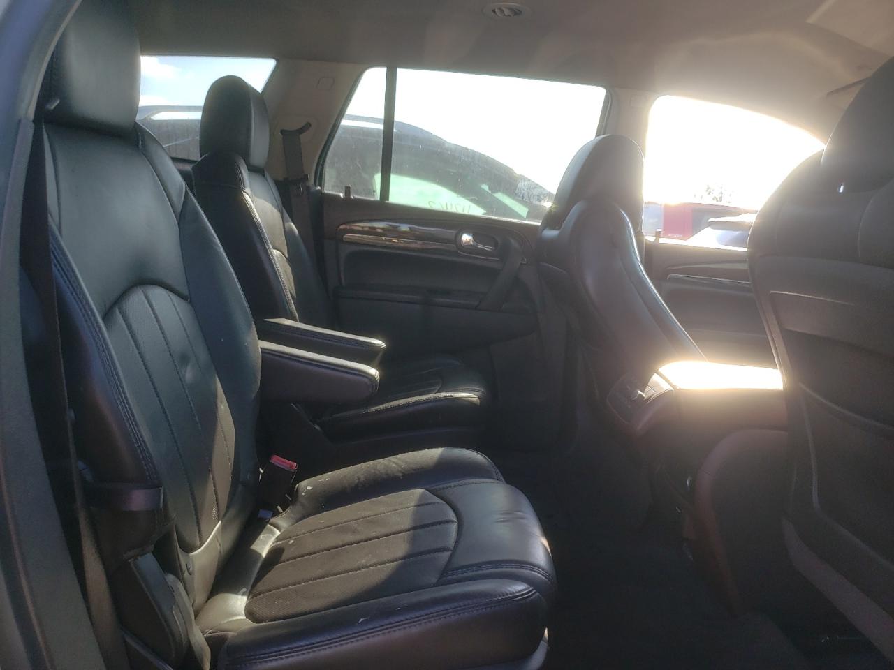 Photo 6 from auction – 2014 BUICK ENCLAVE with VIN 5GAKRBKDXEJ201479