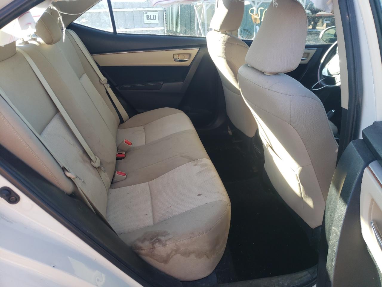 Photo 6 from auction – 2014 TOYOTA COROLLA EC with VIN 5YFBPRHE5EP030603