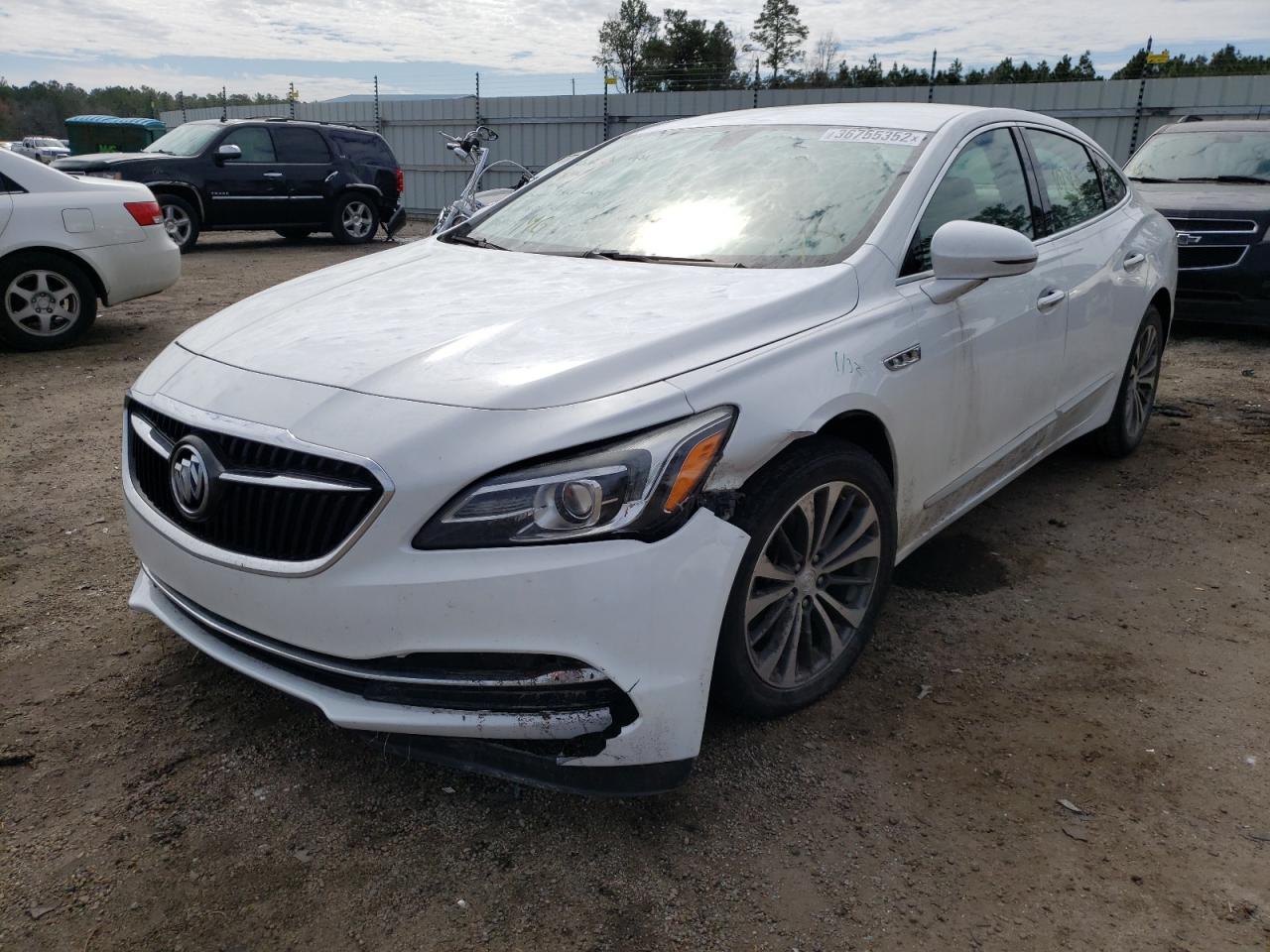 Photo 9 from auction – 2017 BUICK LACROSSE P with VIN 1G4ZN5SS7HU159909