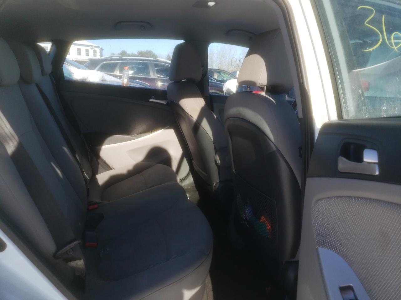 Photo 6 from auction – 2013 HYUNDAI ACCENT GLS with VIN KMHCT5AE1DU092855