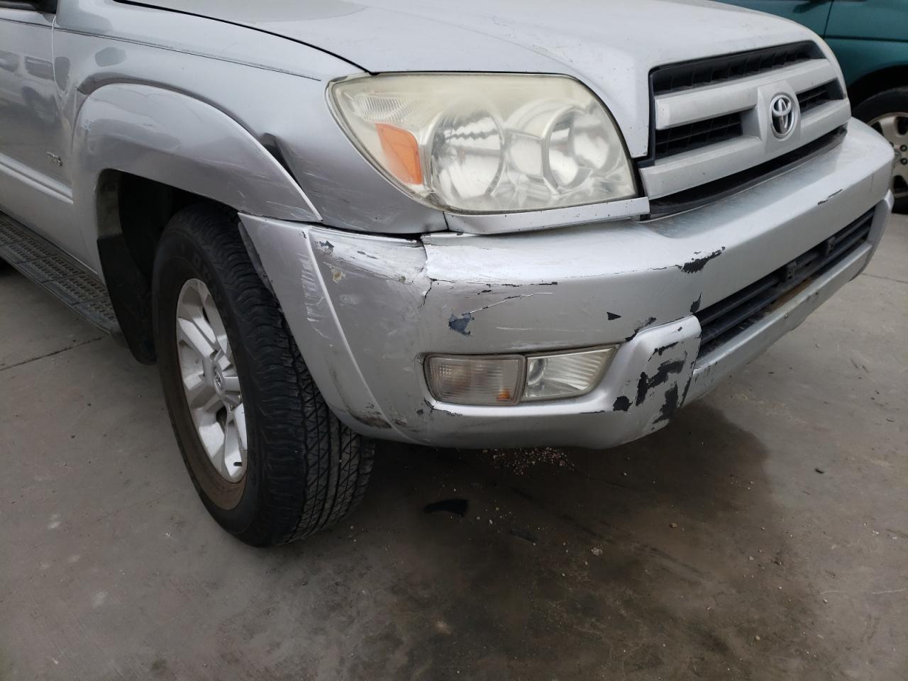 Photo 9 from auction – 2004 TOYOTA 4RUNNER SR with VIN JTEZU14R740027885