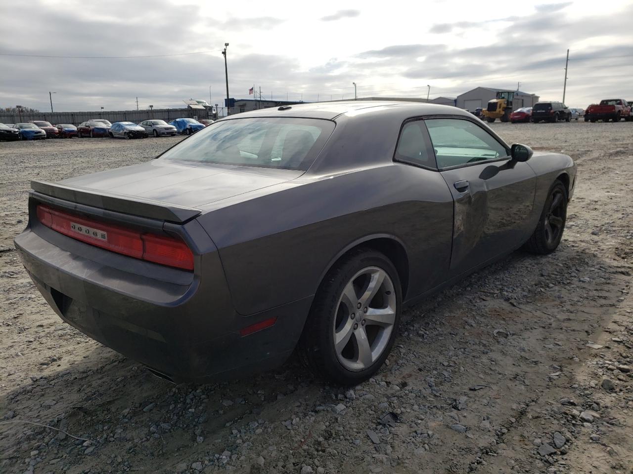Photo 4 from auction – 2014 DODGE CHALLENGER with VIN 2C3CDYAG0EH256089