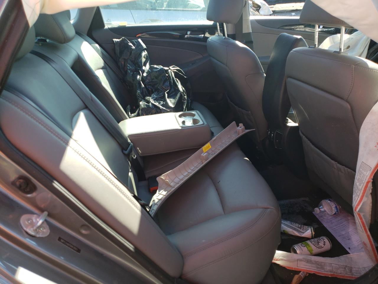 Photo 6 from auction – 2013 HYUNDAI SONATA SE with VIN 5NPEC4AB7DH576911