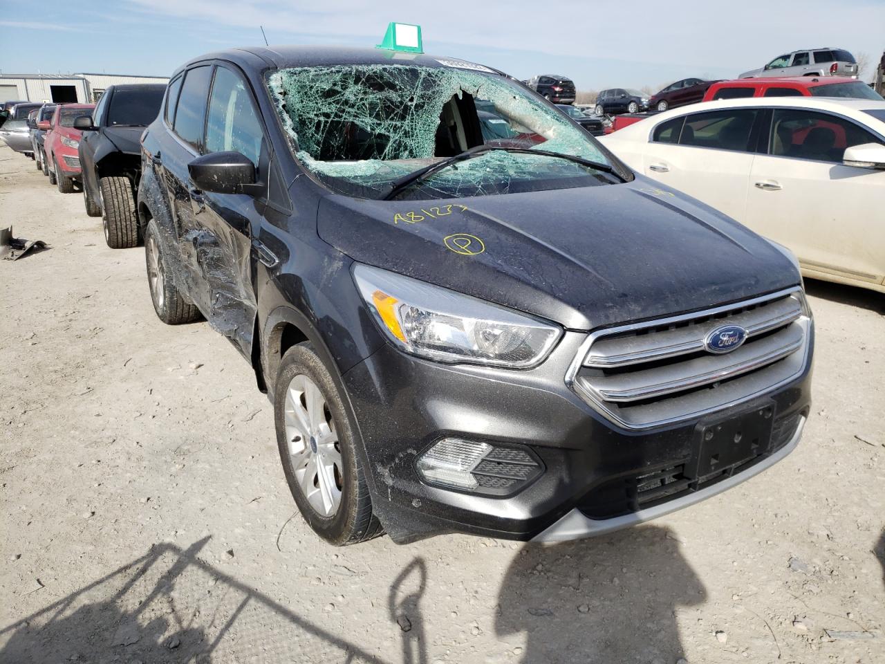 FORD ESCAPE SE 2017 with VIN 1FMCU0G91HUA81273 - Photo from auction