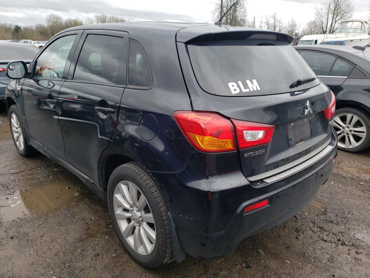 Photo 3 from auction – 2011 MITSUBISHI OUTLANDER with VIN JA4AR4AU9BZ016435