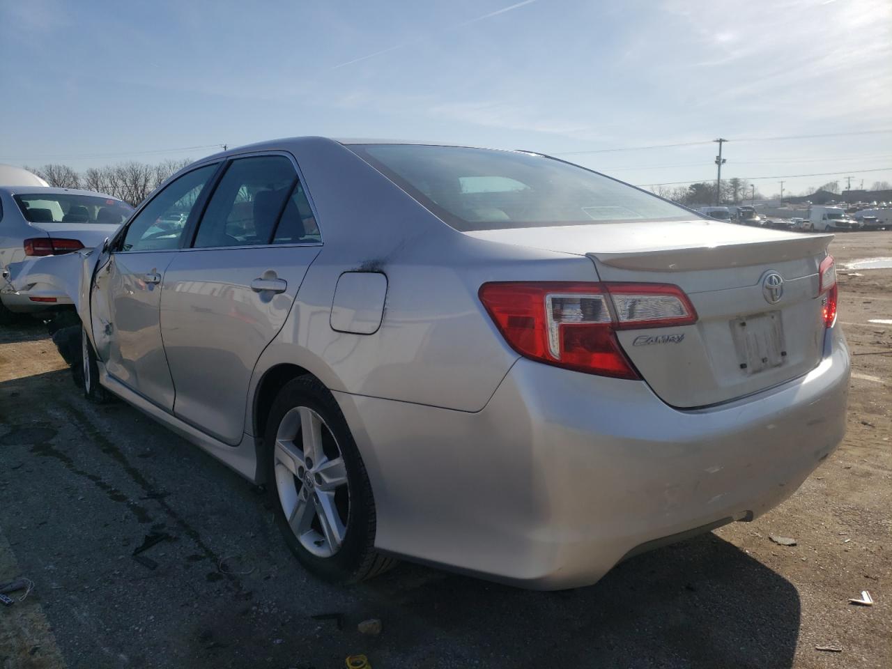 Photo 15 from auction – 2013 TOYOTA CAMRY L with VIN 4T1BF1FK5DU715937