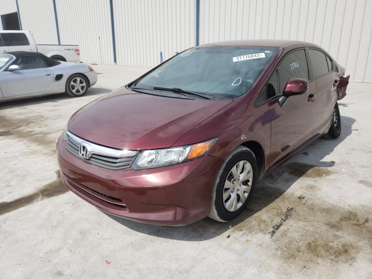 Photo 2 from auction – 2012 HONDA CIVIC LX with VIN 2HGFB2F57CH567889