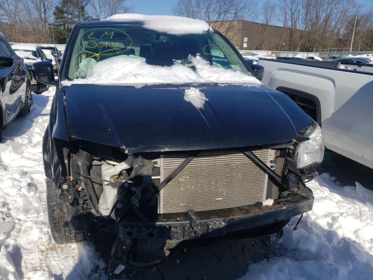 Photo 9 from auction – 2014 CHRYSLER TOWN & COU with VIN 2C4RC1BG9ER252034