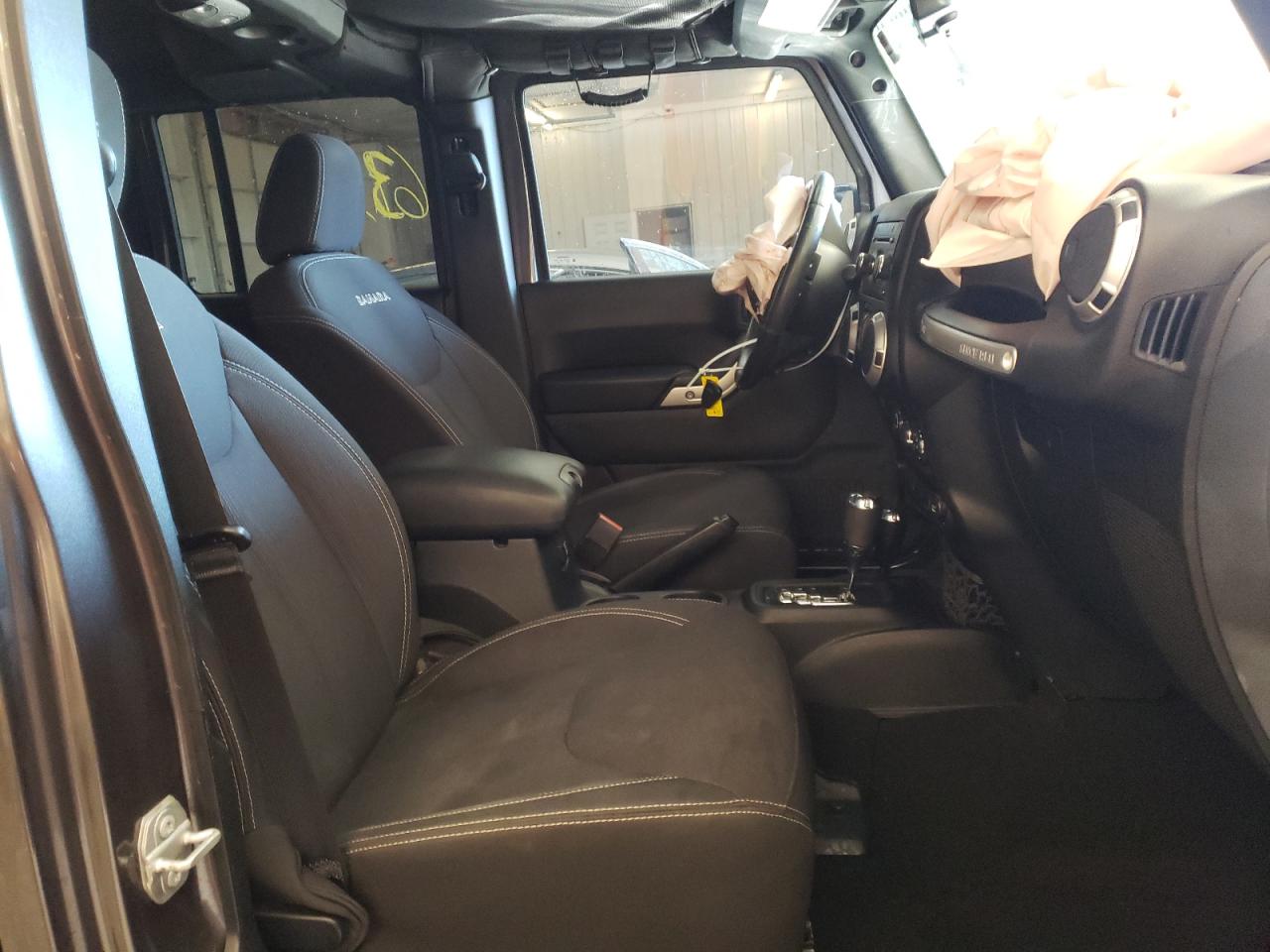Photo 5 from auction – 2016 JEEP WRANGLER U with VIN 1C4BJWEG9GL222351