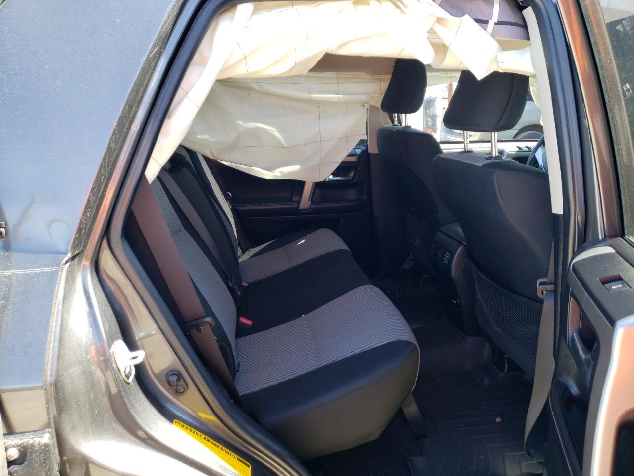 Photo 6 from auction – 2016 TOYOTA 4RUNNER SR with VIN JTEBU5JR4G5388169