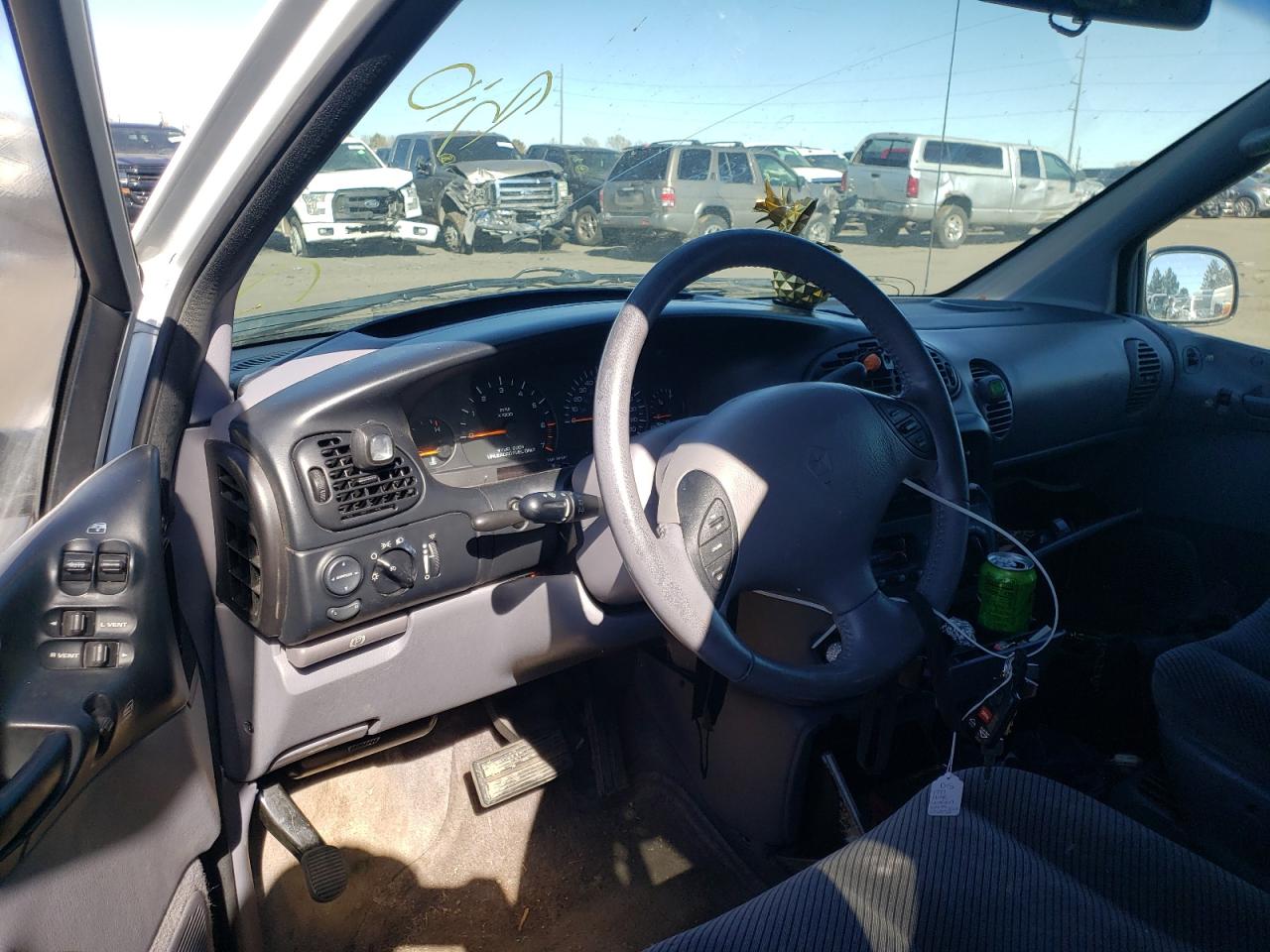 Photo 9 from auction – 1997 DODGE CARAVAN LE with VIN 1B4GP55L1VB266162