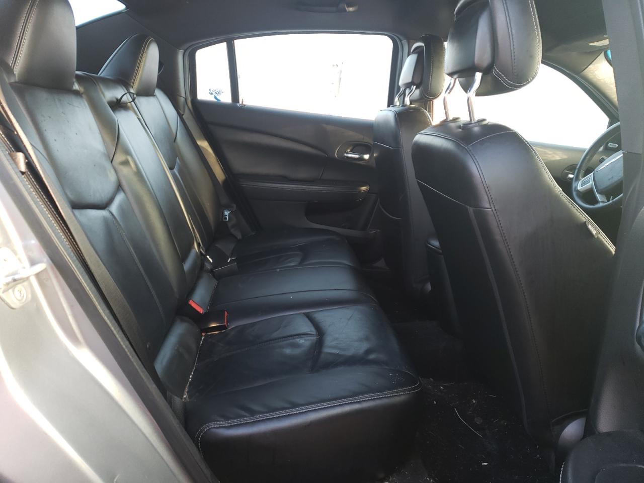 Photo 6 from auction – 2013 CHRYSLER 200 LIMITE with VIN 1C3CCBCG0DN602323