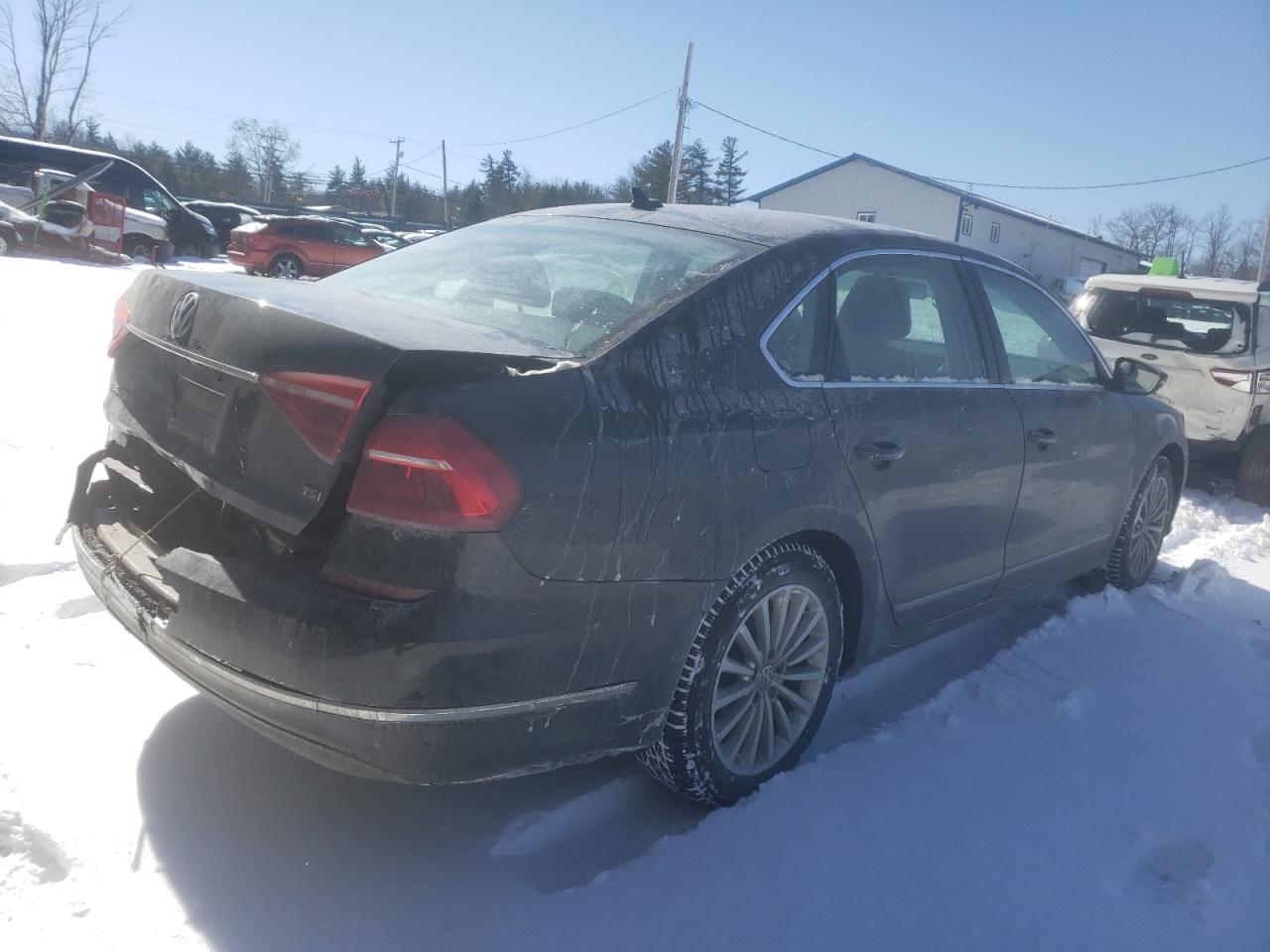 Photo 4 from auction – 2016 VOLKSWAGEN PASSAT SE with VIN 1VWBT7A34GC010604