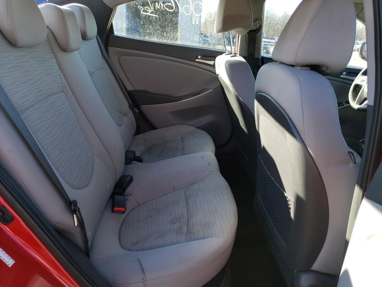 Photo 6 from auction – 2017 HYUNDAI ACCENT SE with VIN KMHCT4AE0HU345552