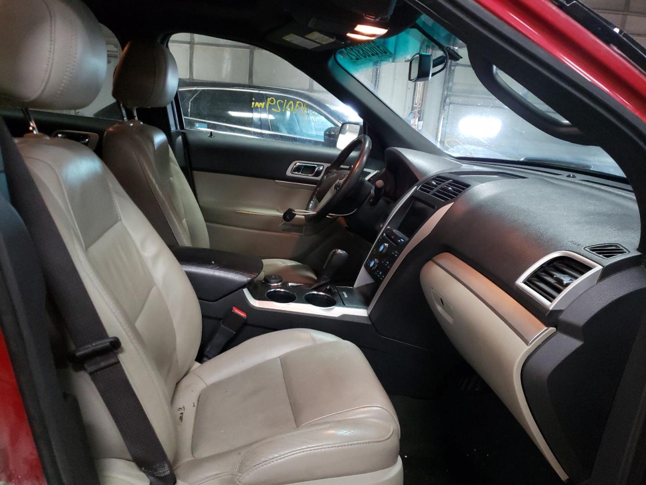 Photo 5 from auction – 2012 FORD EXPLORER X with VIN 1FMHK8D82CGA17109