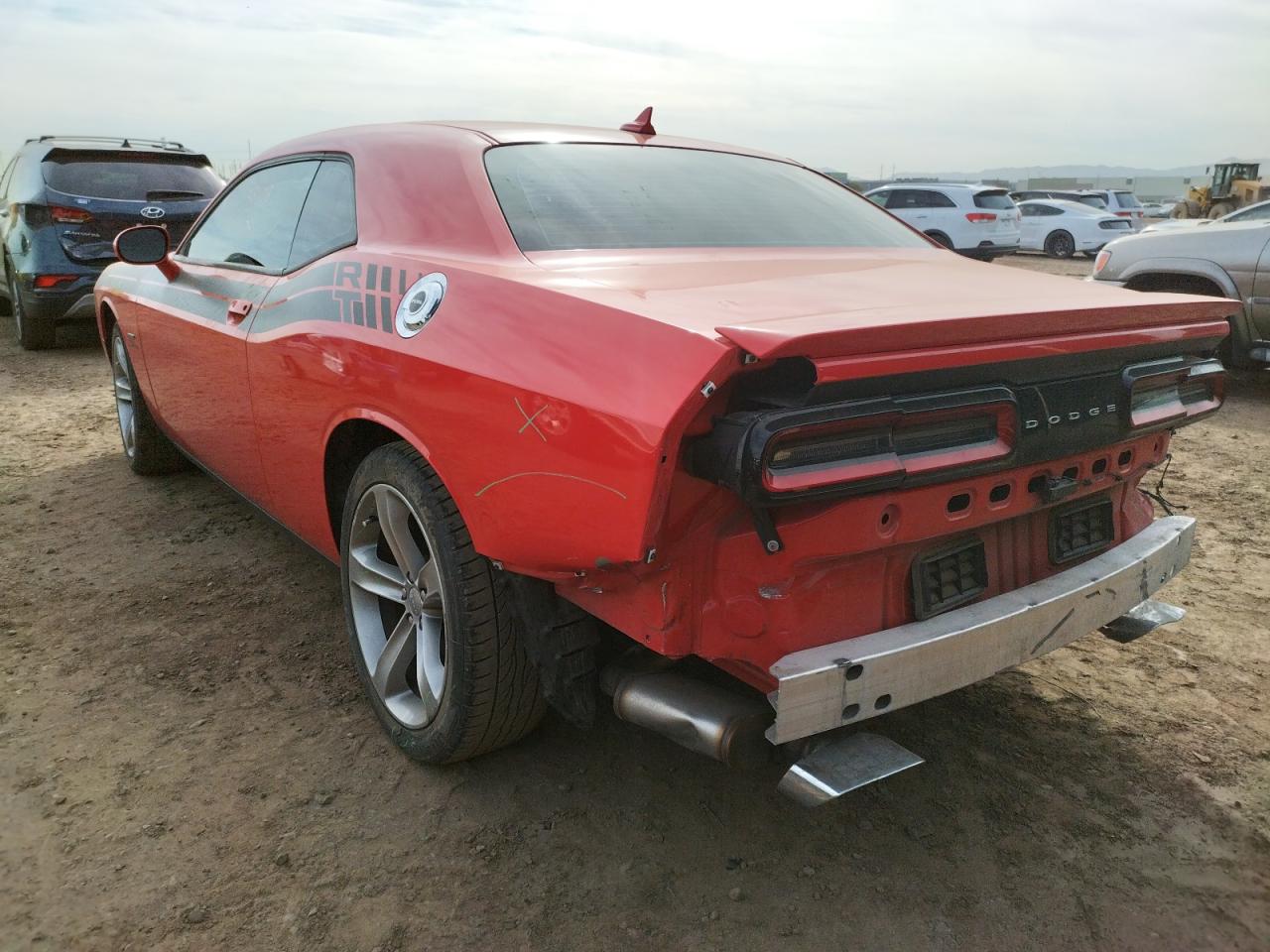 Photo 3 from auction – 2015 DODGE CHALLENGER with VIN 2C3CDZAT2FH711917