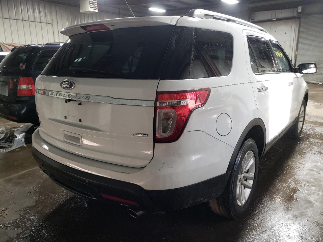 Photo 4 from auction – 2014 FORD EXPLORER X with VIN 1FM5K8D88EGA47981